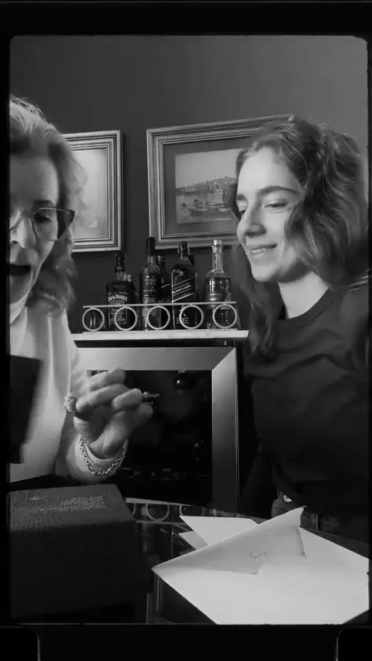 Frame do filme produzido para Ingrid Isikawa